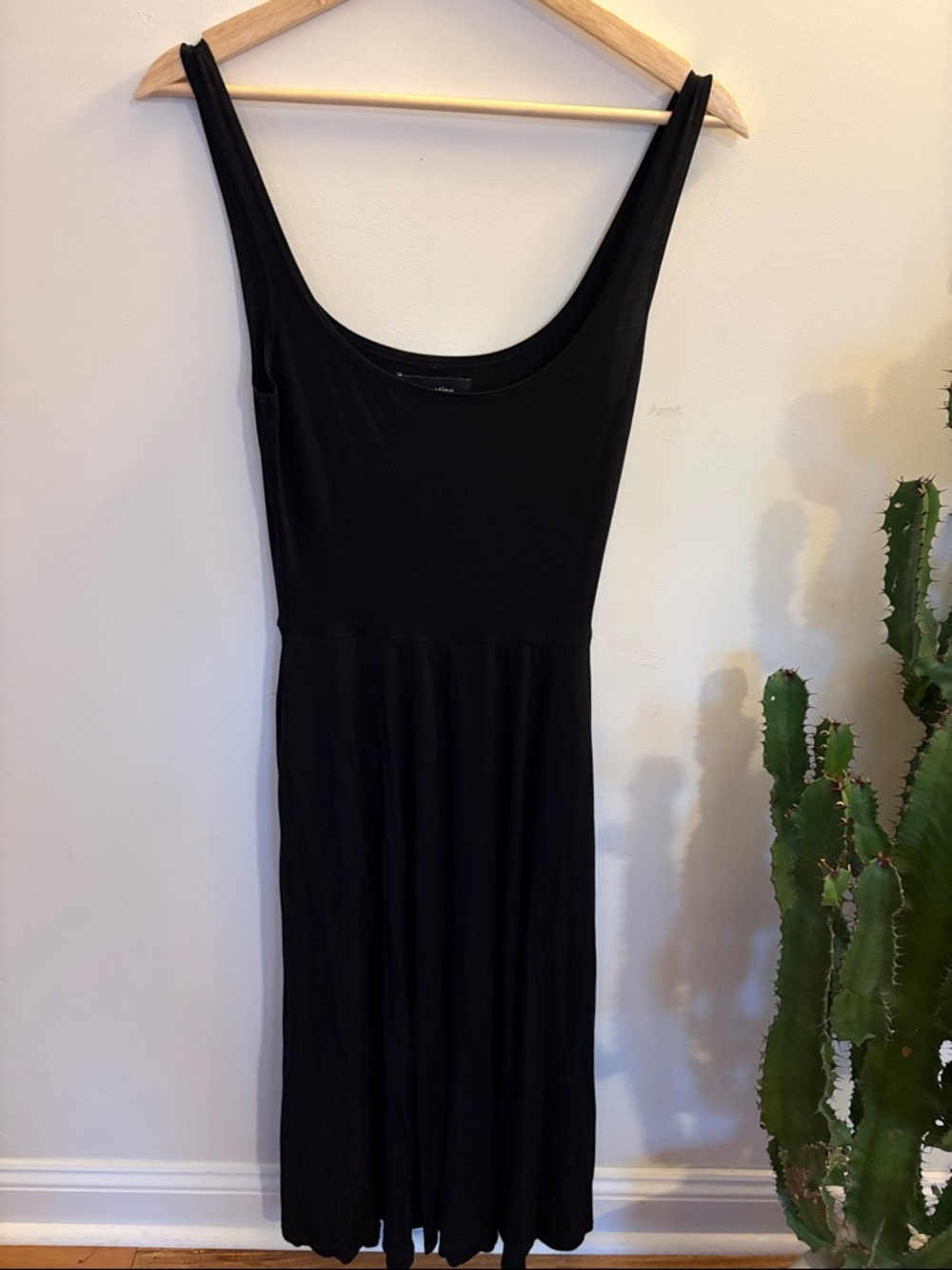 Reformation Black Sleeveless Scoop Neck Women’s Dress